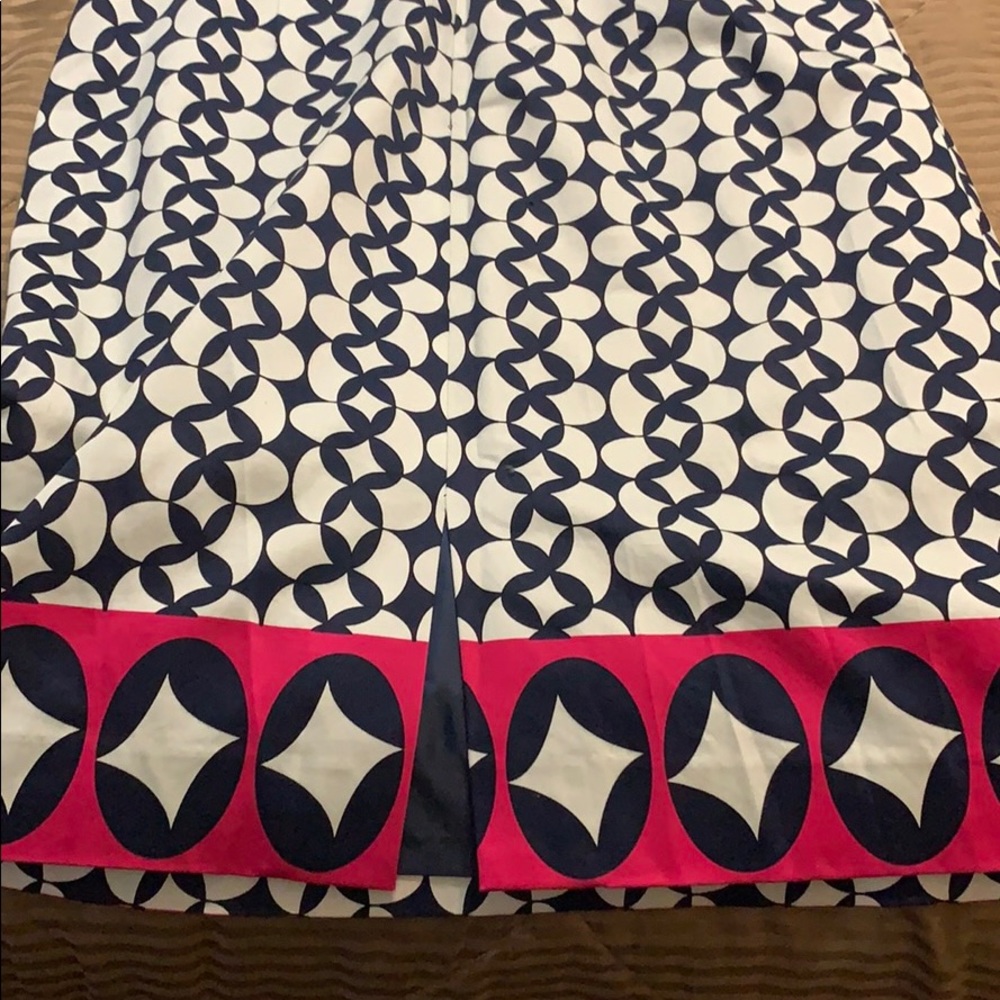 Dress - Picture 6 of 6